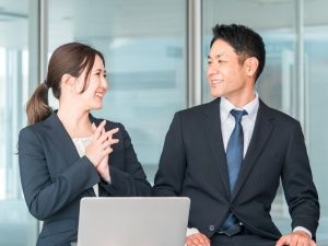 株式会社ライフケア(ライフケアグループ) 経理／管理職／月給40万円以上も可／賞与年3回