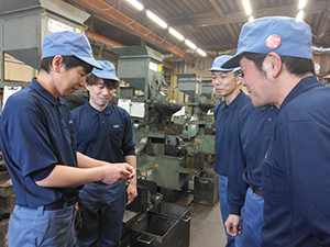 近畿螺旋工業株式会社 製造・検査／未経験歓迎／17時以降残業ナシ／賞与年3回