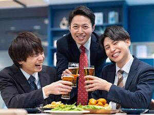 株式会社シー・リンク沖縄 自動車輸送サービスの営業／未経験歓迎／完休2日制／転勤なし