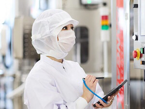 株式会社創味食品 生産／未経験歓迎／年休128日／土日祝休／住宅・家族手当あり