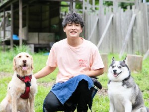 学校法人２１世紀アカデメイア ドッグトレーナー常勤教員（学校職員）／残業少／年休121日