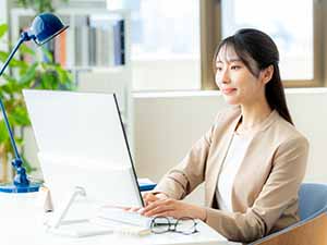 タオコーポレーション株式会社 不動産事務／未経験歓迎／月給25万以上／賞与年2／日本橋勤務