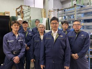 株式会社森商店 建築ガラス施工者／経験不問／年収800万円以上可能／面接確約