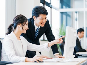 株式会社ロジテムツムラ(ツムラグループ) 医薬品物流の品質保証／年間休日128日／賞与4.5カ月