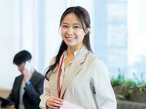 株式会社ＰＲＩＴＳ 事務スタッフ／残業少なめ／完全週休2日／土日祝休み