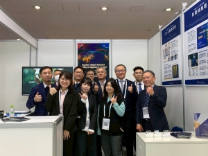 レイザーテクノロジー株式会社 法人営業／年休125日／土日祝休／残業ほぼなし／安定基盤