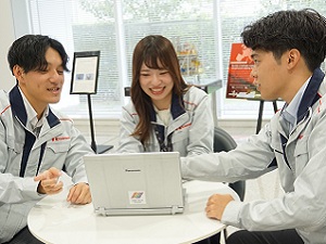 川崎重工業株式会社【プレミア市場】【プライム市場】 社内SE（DX担当）／年休127日／土日祝休み／賞与年4回