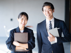 香川電力株式会社 電力事業の経理／高松市勤務・転勤なし／残業月5時間／土日祝休