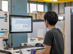 日新インテック株式会社 木製家具・建具の製作スタッフ／札幌勤務／残業少なめ／連休あり