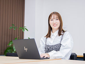 株式会社マックス リアライズ 販促支援／土日祝休み／月給30万円～／服装自由