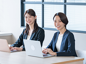 ヒロセＳＥＲ株式会社 営業事務／受発注・納期管理／年間休日129日／実働7.5時間