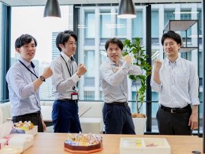 株式会社東京興業貿易商会 営業職／年休125日／直行直帰あり／月給25万円以上