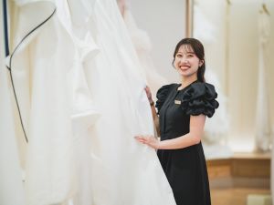 株式会社ＢＰ 月給26万円～／未経験歓迎／最大12連休あり／スタイリスト