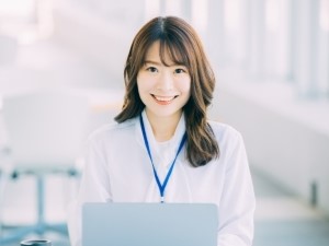 株式会社シー・リンク 三宮／物流事務／20代活躍中／年休124日以上