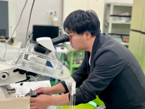 株式会社日本アクシス 化学分析で研究開発をサポート／年休125日／基本定時退社