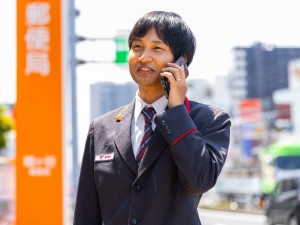 株式会社かんぽ生命保険 【プライム市場】 (日本郵政グループ) 地域密着型保険コンサルタント／年休120日以上／北信越募集