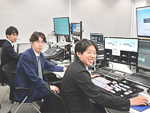 木村情報技術株式会社 映像・音響オペレーター／業界売上シェアNo.1／年休125日