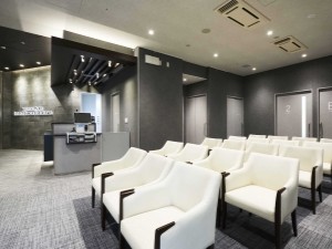 医療法人社団桐杏会 クリニックの事務長／年休120日以上／年収800万円以上も可