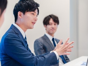 長手ホールディングス株式会社 経営企画／未経験歓迎／年休124日／土日祝休／定着率100％