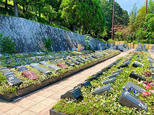 霊源寺 霊園の管理スタッフ／未経験歓迎／30～50代活躍／賞与年2回