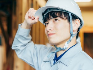 煌真有限会社 ゼロからでOK！現場作業スタッフ／残業ほぼなし／20代活躍中