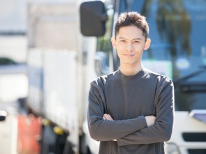 株式会社佐久間工業 足場工事の施工スタッフ／月給30万円以上／土日休み／面接1回