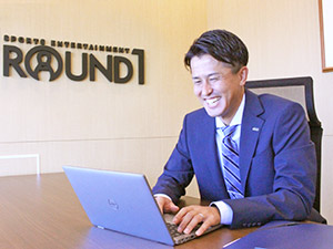 株式会社ラウンドワン【プライム市場】 経理・財務／係長・課長級／月給44万円以上／資格手当10万円