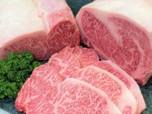 株式会社横浜野本 精肉加工スタッフ／未経験歓迎／月給25万円以上／賞与年2回