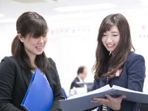 株式会社学究社【プライム市場】 人事労務（給与社保）／年休120日／土日祝休み／残業月10h
