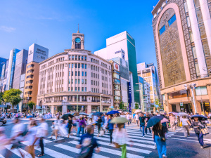 株式会社西銀座デパート（NISHIGINZA） 総務／年間休日126日／残業月5h未満／賞与実績4.5カ月分