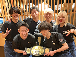 株式会社本久　外食事業部 (本久ホールディングスグループ) 実は生活費が浮く！待遇充実！ホール・キッチン／店長候補