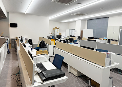 株式会社ジップ (株式会社ヤナセのグループ会社) 経理総務／ヤナセグループ／完全週休2日／年間休日120日以上