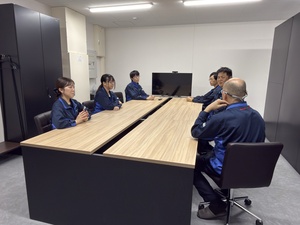 株式会社関東電化ファインテック 製造スタッフ／年休122日／賞与4カ月分／住宅・食事手当あり