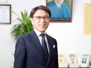 山内経営株式会社 経営コンサルタント／月給37.5万円以上／年間休日125日