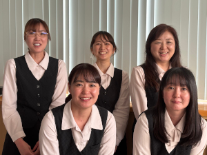 アオイ工販株式会社 総務／未経験歓迎／定時退社／完全週休2日／年休120日