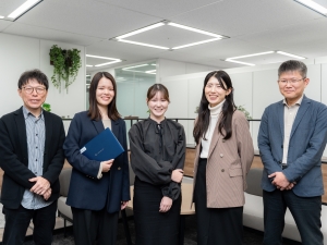 ＫＤＤＩエンジニアリング株式会社 (KDDIグループ) IT技術職／インフラエンジニア他／年休124日／教育体制充実