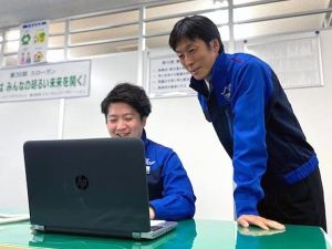 株式会社ジェーラインエクスプレス 人事労務（管理職候補）／月給35万円～／賞与年3回／転勤なし
