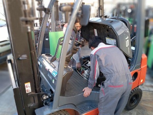 有限会社市村自動車工業所 フォークリフト整備士／創業60年の安定企業／賞与年2回