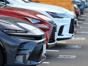 一般財団法人日本自動車査定協会 中古自動車査定士／兵庫県支所／未経験可／年休126日／残業少