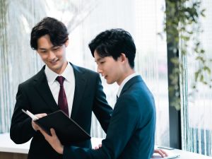 株式会社サクセス 自社開発システムのIT営業／年休128日／未経験歓迎