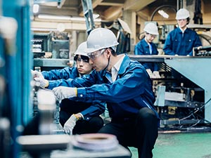 開明伸銅株式会社 製造職／知識なし・未経験でも安心！≪抜群のサポート体制≫