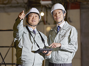 株式会社ブリンクス 施工管理／月給54万円最低保証／年休120日以上／土日祝休み