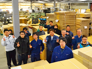 高山包装株式会社 事務スタッフ（月給27万円～／年休120日／完全土日祝休み）