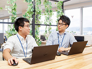 大阪シーリング印刷株式会社 品質保証／リモート有／年休125日／研修充実／業界売上トップ