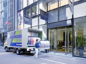 アクロストランスポート株式会社【プライム市場】(センコーグループ) アパレル商品等の配送ドライバー／書類選考なし／面接1回