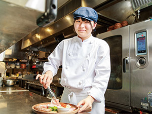 株式会社サッポロライオン(サッポログループ) 調理担当／賞与年2回・深夜なし／127年続くサッポログループ