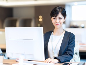 柳生設備株式会社 総務・経理／月給25万～／賞与2回／年休125日／土日祝休み