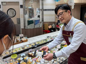 株式会社ライフコーポレーション【プライム市場】 夜間サポートスタッフ／面接1回／残業少／40・50代活躍中