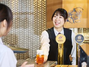 株式会社サッポロライオン(サッポログループ) ホールスタッフ（店長候補）／未経験歓迎／賞与2回あり