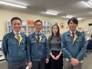真鍋株式会社 機械工具などのルート営業／年休120日以上／月給25万円～